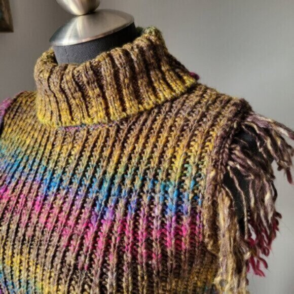 DEX - Knit Fringe  Sweater Vest  Small - Picture 8 of 11